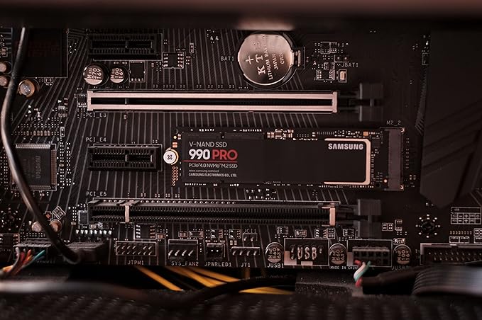 Samsung 990 PRO SSD 1TB PCIe 4.0 M.2 2280 Internal Solid State Hard Drive, Seq. Read Speeds Up to 7,450 MB/s for High End Computing, Gaming, and Heavy Duty Workstations, MZ-V9P1T0B/AM